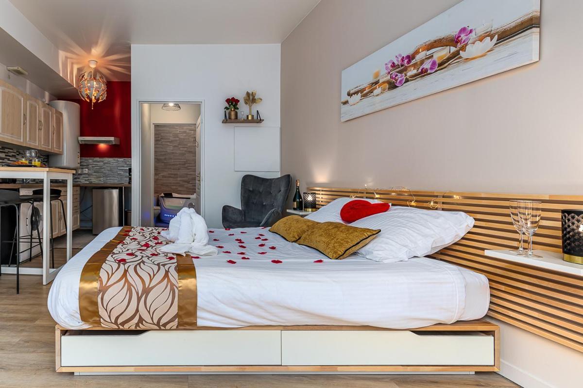 Havre De Paix Jacuzzi Apartment Asnieres-sur-Seine Bagian luar foto